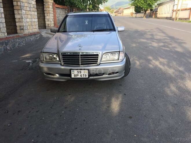 Mercedes C 230 1999, 220,000 km - 2.3 l - Zaqatala