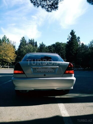 Mercedes C 240 1998, 253,048 km - 2.4 l - Bakı