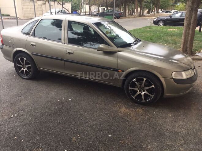 Opel Vectra 1997, 381,000 km - 1.8 l - Bakı