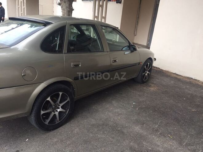 Opel Vectra 1997, 381,000 km - 1.8 l - Bakı