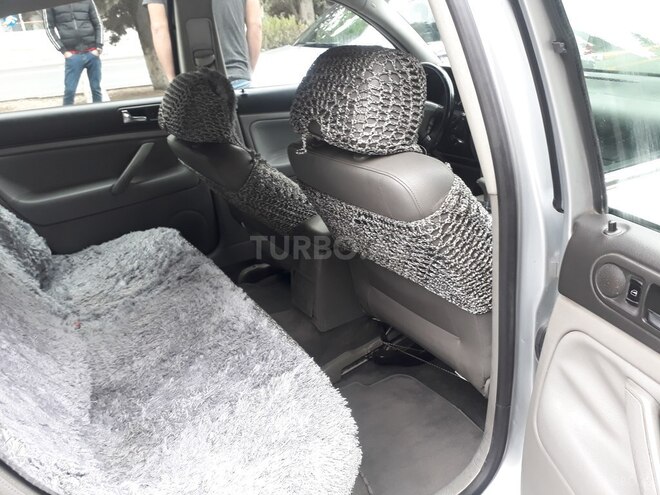 Volkswagen Passat 2003, 243,000 km - 1.8 l - Sumqayıt