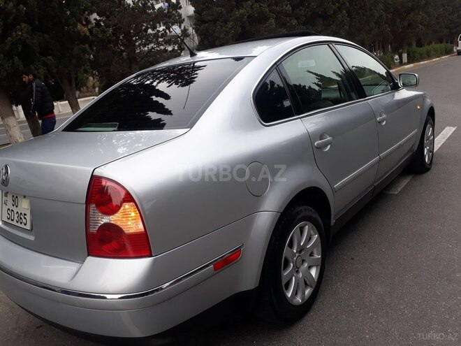 Volkswagen Passat 2003, 243,000 km - 1.8 l - Sumqayıt