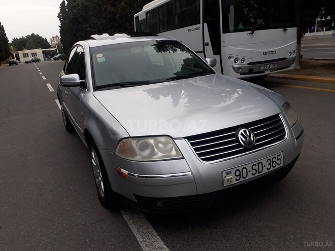 Volkswagen Passat 2003, 243,000 km - 1.8 l - Sumqayıt