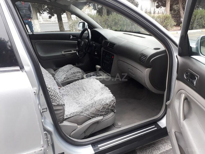 Volkswagen Passat 2003, 243,000 km - 1.8 l - Sumqayıt