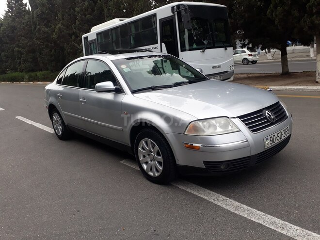 Volkswagen Passat 2003, 243,000 km - 1.8 l - Sumqayıt