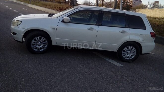 Mitsubishi Airtrek 2001, 177,000 km - 2.0 л - Xaçmaz