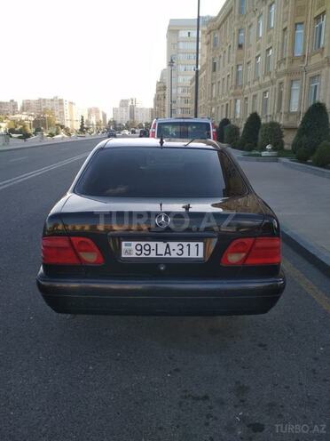 Mercedes E 200 1998, 430,000 km - 2.0 л - Bakı