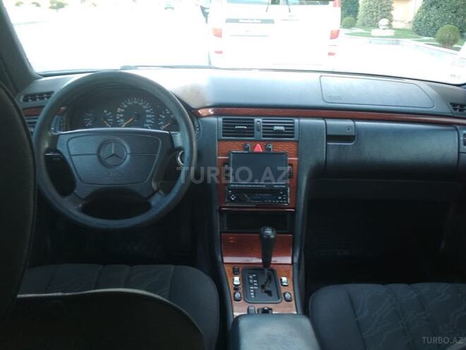 Mercedes E 200 1998, 430,000 km - 2.0 л - Bakı