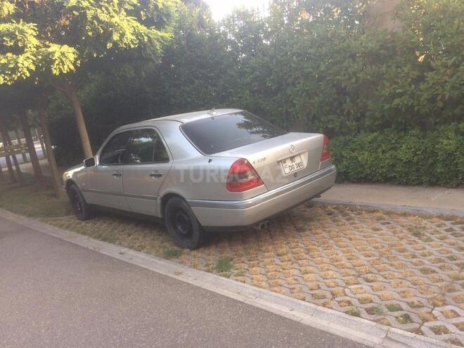 Mercedes C 220 1995, 248,000 km - 2.2 л - Bakı