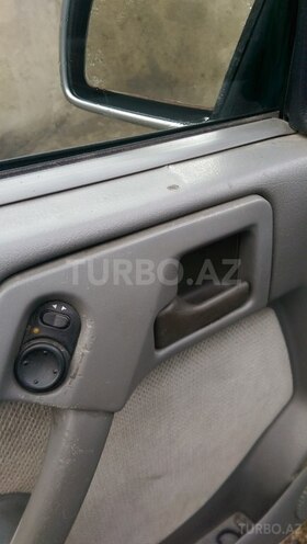 Opel Vectra 1995, 324,000 km - 2.0 l - Bakı