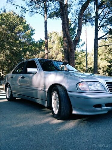 Mercedes C 240 1998, 253,048 km - 2.4 l - Bakı