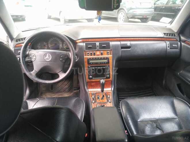 Mercedes E 280 1999, 325,225 km - 2.8 l - Bakı