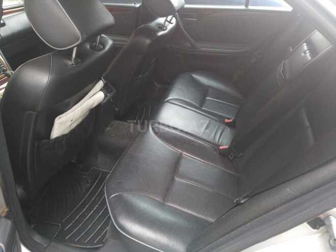 Mercedes E 280 1999, 325,225 km - 2.8 l - Bakı