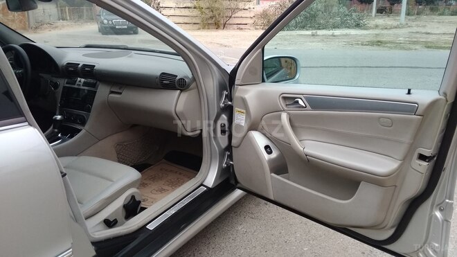 Mercedes C 230 2005, 120,456 km - 2.3 l - Sumqayıt