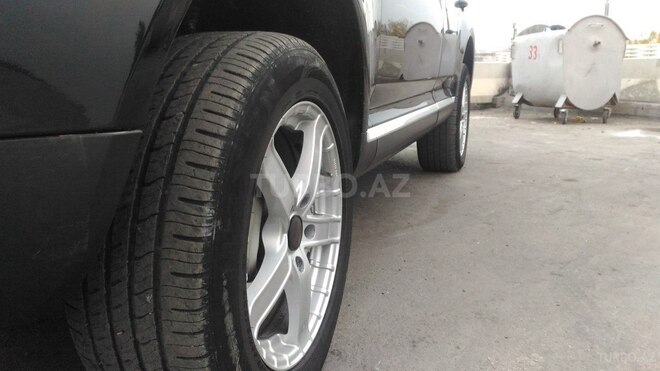 Volkswagen Touareg 2006, 225,000 km - 3.0 l - Bakı
