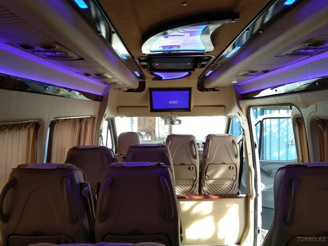 Mercedes Sprinter 313 2002, 390,000 km - 2.2 l - Quba