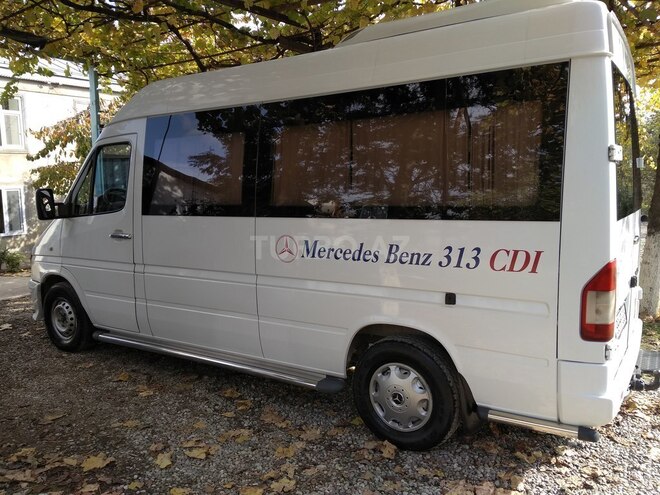 Mercedes Sprinter 313 2002, 390,000 km - 2.2 l - Quba