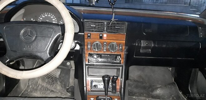 Mercedes C 220 1993, 40,000 km - 2.2 л - Bakı