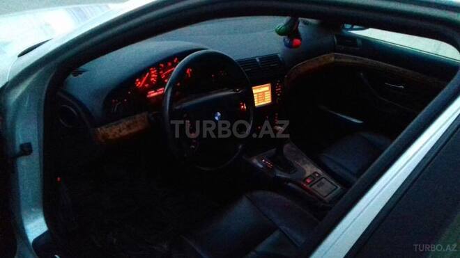 BMW 525 2002, 250,000 km - 2.5 l - Bakı