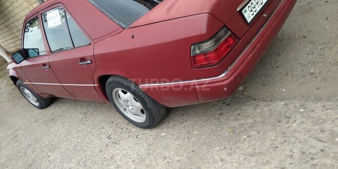 Mercedes E 200 1988, 80,000 km - 2.0 л - Salyan