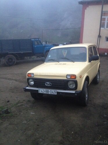 LADA (VAZ) Niva 1986, 150,000 km - 1.6 l - Lerik