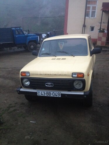LADA (VAZ) Niva 1986, 150,000 km - 1.6 l - Lerik