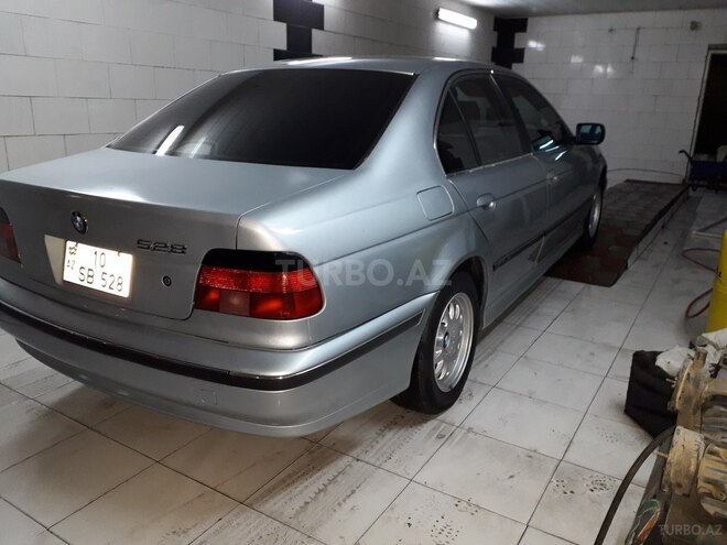BMW 528 1998, 259,500 km - 2.8 l - Bakı