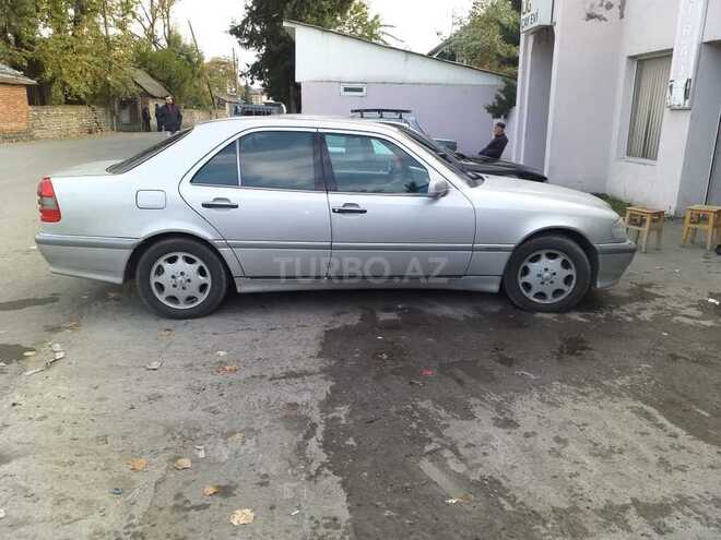 Mercedes C 220 1995, 300,000 km - 2.2 l - Zaqatala