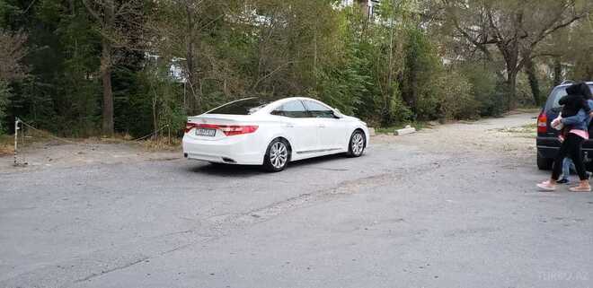 Hyundai Azera 2013, 70,000 km - 2.4 l - Bakı