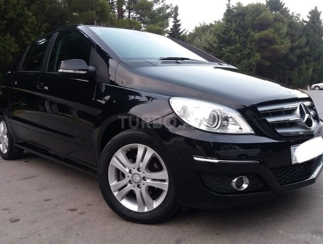 Mercedes B 180 2009, 87,000 km - 1.7 l - Sumqayıt