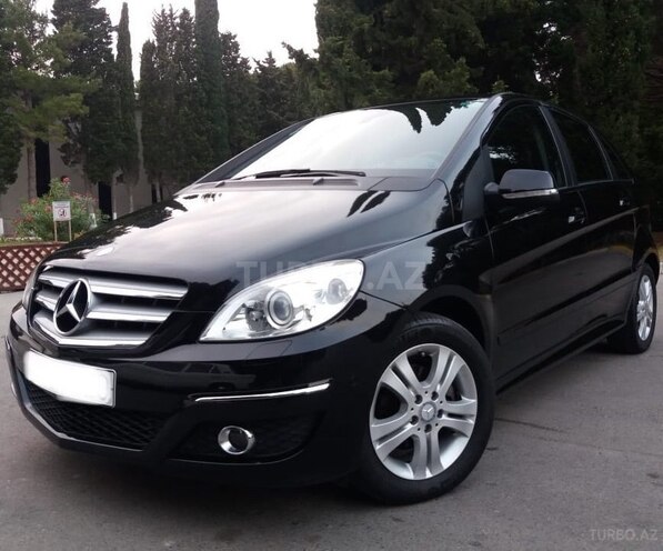 Mercedes B 180 2009, 87,000 km - 1.7 l - Sumqayıt