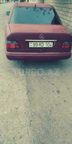Mercedes E 200 1988, 80,000 km - 2.0 л - Salyan