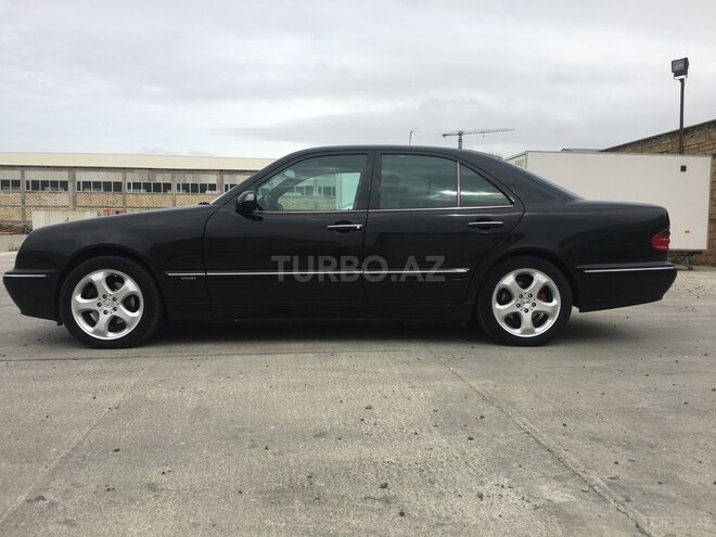 Mercedes E 270 2000, 325,000 km - 2.7 l - Bakı