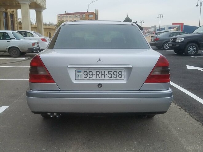 Mercedes C 220 1995, 396,000 km - 2.2 л - Bakı