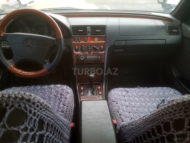 Mercedes C 220 1995, 396,000 km - 2.2 л - Bakı