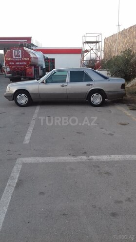 Mercedes E 230 1992, 650,000 km - 2.3 л - Bakı