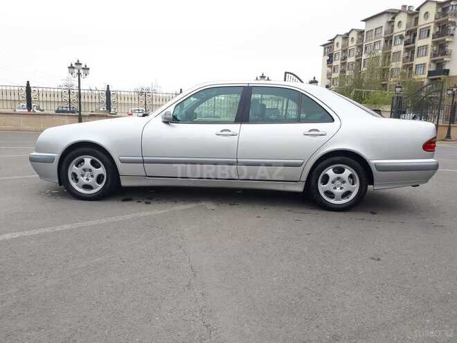 Mercedes E 240 1999, 291,523 km - 2.6 л - Bakı