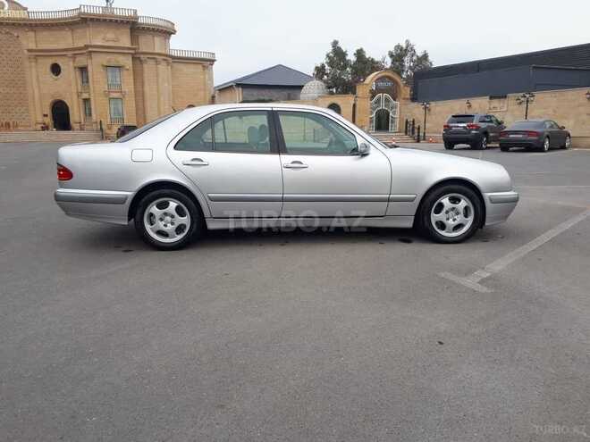 Mercedes E 240 1999, 291,523 km - 2.6 л - Bakı