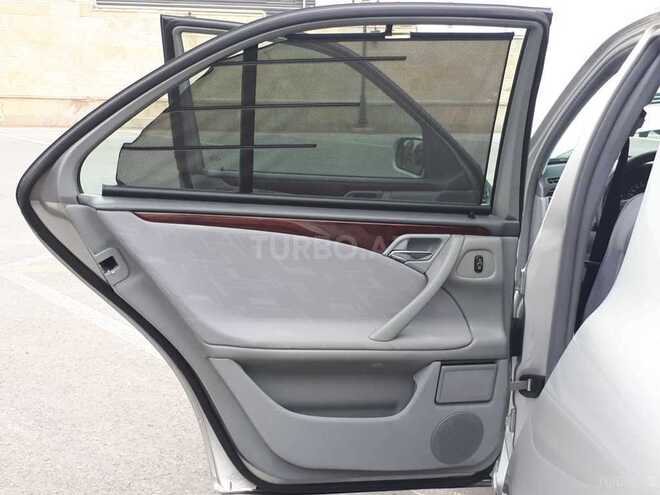 Mercedes E 240 1999, 291,523 km - 2.6 л - Bakı