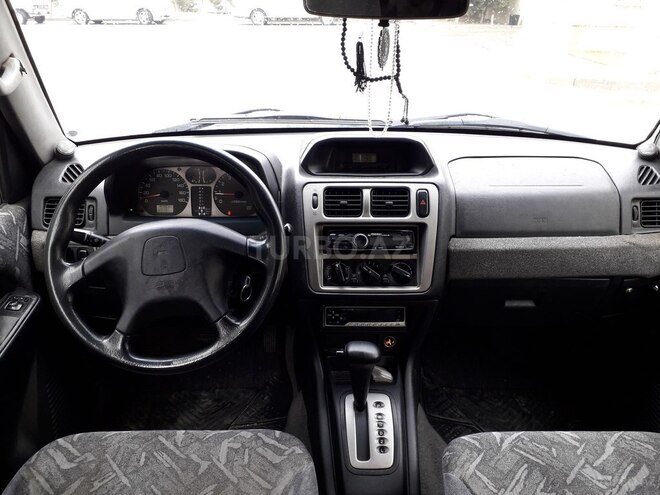 Mitsubishi Pajero io 1999, 187,000 km - 1.8 l - Sumqayıt
