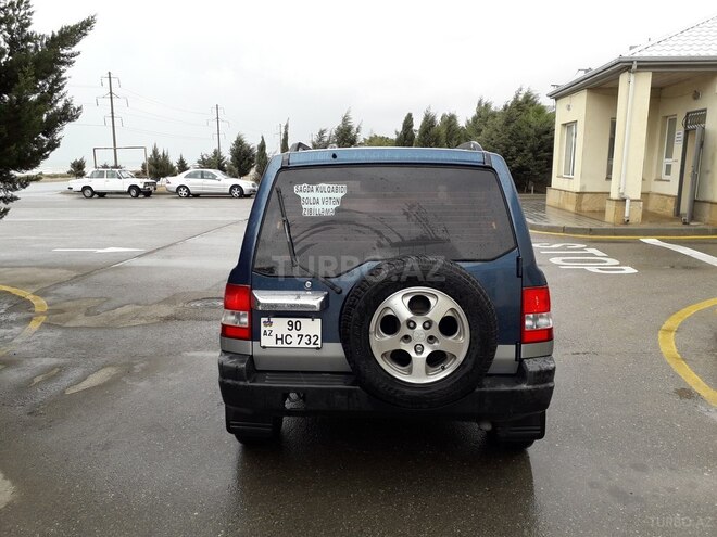 Mitsubishi Pajero io 1999, 187,000 km - 1.8 l - Sumqayıt