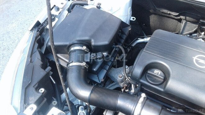 Opel Astra 2012, 151,000 km - 1.7 л - Bakı