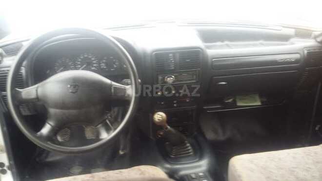 GAZ 3110 2004, 92,000 km - 2.4 l - İmişli