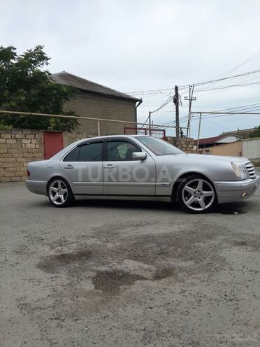 Mercedes E 240 1998, 23,700 km - 2.4 l - Bakı