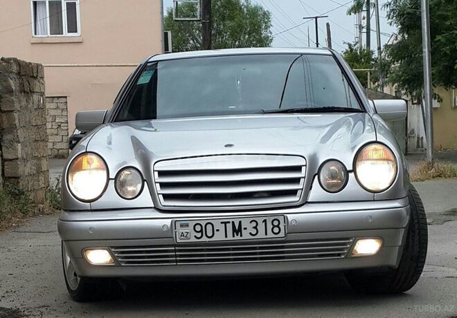 Mercedes E 240 1998, 23,700 km - 2.4 l - Bakı