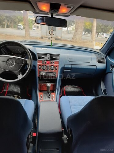 Mercedes C 200 1999, 250,000 km - 2.0 л - Bakı