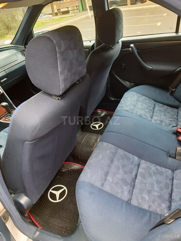 Mercedes C 200 1999, 250,000 km - 2.0 л - Bakı