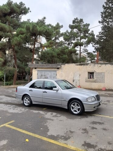 Mercedes C 200 1999, 250,000 km - 2.0 л - Bakı