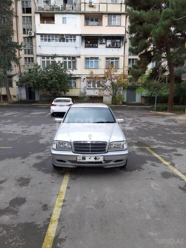 Mercedes C 200 1999, 250,000 km - 2.0 л - Bakı