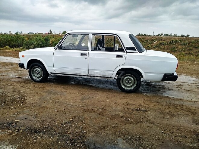 LADA (VAZ) 2107 2008, 345,069 km - 1.6 l - Salyan